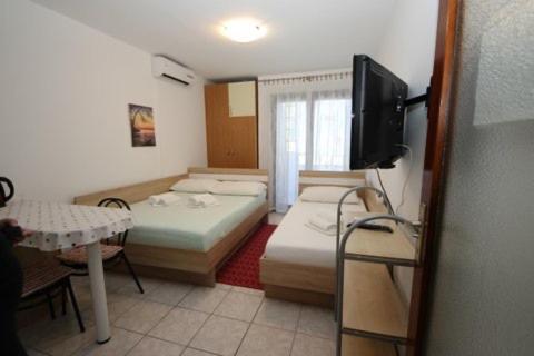 Jelena Apartment Новаля Екстериор снимка